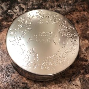 100% Pure Pressed Foundation Powder